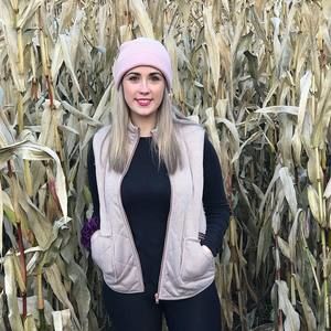 Meet your Posher, Brittni